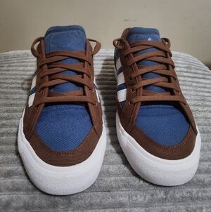 Men's Adidas Court TNS Premiere 'Preloved Brown Crew Blue' sneaker Size 10